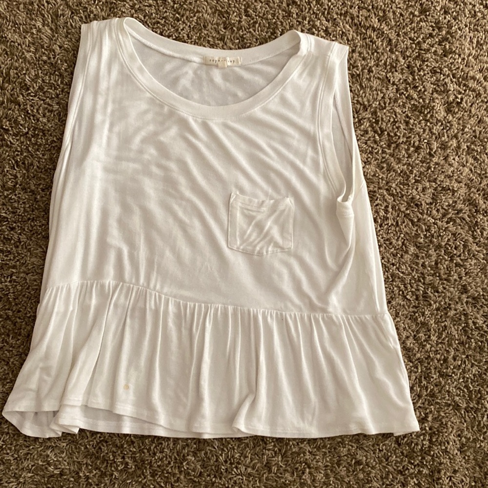 Copper key white tank top blouse